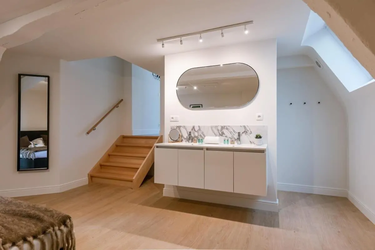 Huswell - Stunning Apartment At The Grand Market Of Antwerpen