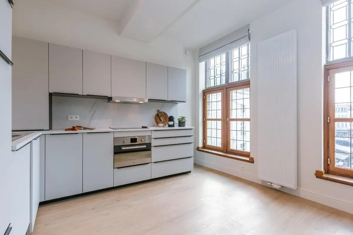 Huswell - Stunning Apartment At The Grand Market Of Antwerpen